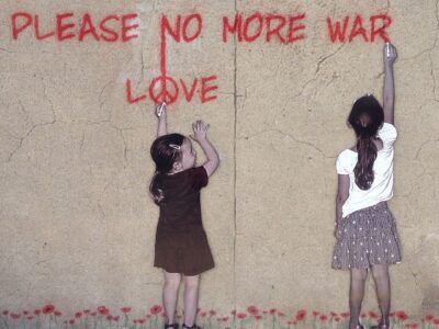 rauha, graffiti, katu, lapset 